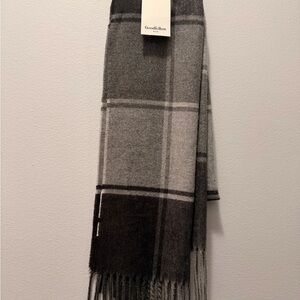 Goodfellow & Co Gray Black Plaid Scarf